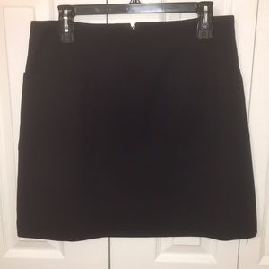 Black Mod-Inspired A-Line Miniskirt with Pockets